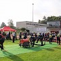 Die Mannschaft Völklingen B kurz vor dem Ankuppeln der Saugleitung an die Pumpe.